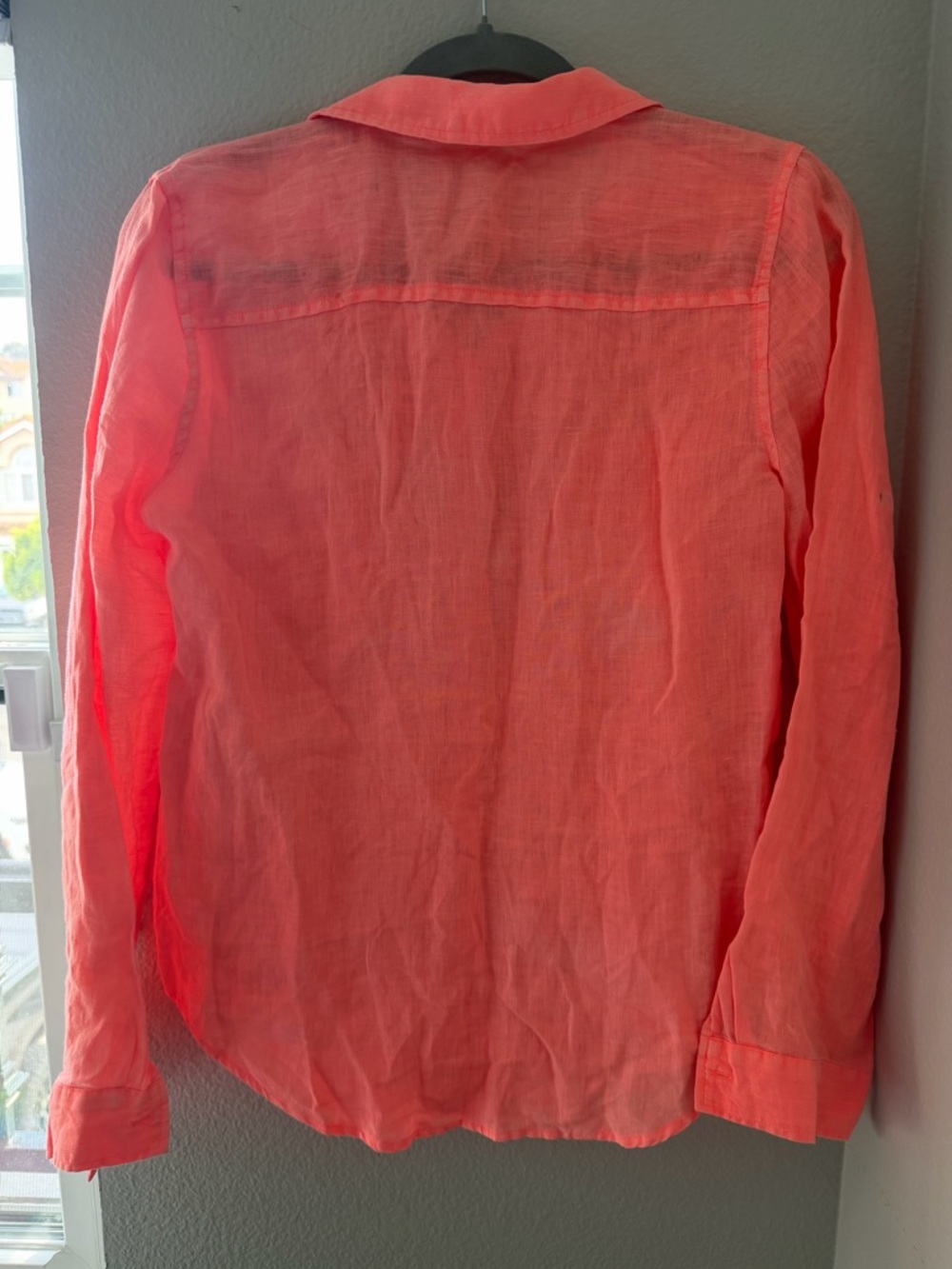 Size S Lilly Pulitzer Coral Sea View Button-Down 100% Linen Shirt-1 Flaw - Picture 4 of 7